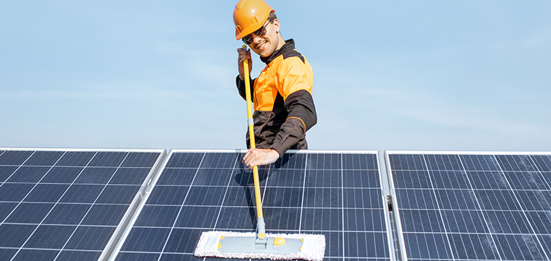 Gebäudereinigung - Photovoltaik